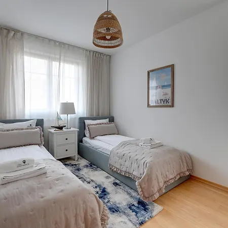 Apartment Lion - Amalfi Quiet Family 3 Bedr Sopot