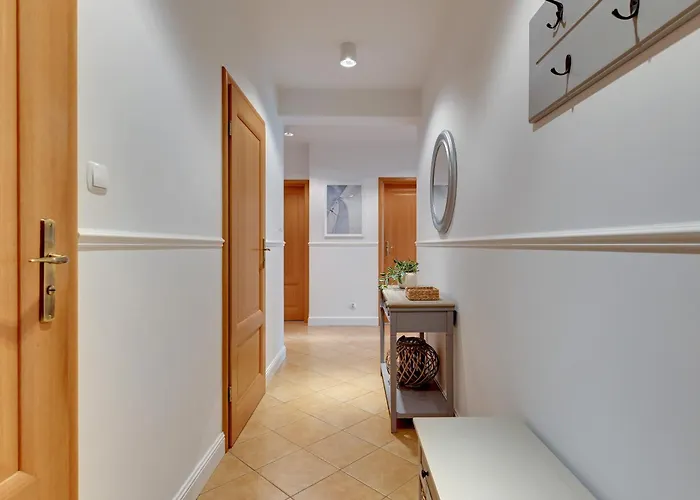 Amalfi - Quiet Family By Lion * Сопот