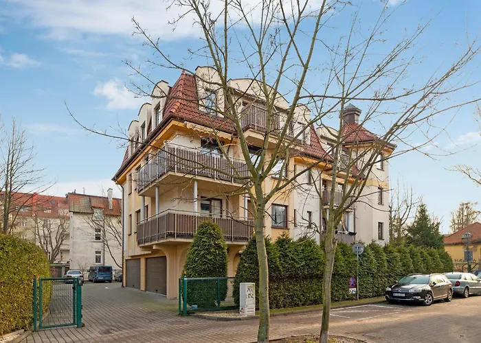 Amalfi - Quiet Family By Lion * Сопот