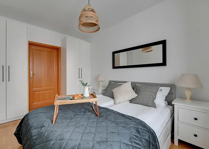 Апартаменти Amalfi - Quiet Family By Lion *